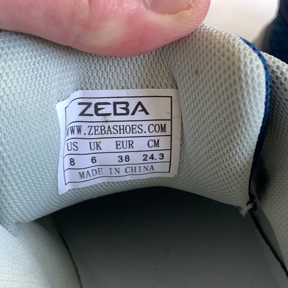 Zeba Step in sneakers, no bending over to put these on. Sapphire Blue size 8 NWT - Picture 6 of 13